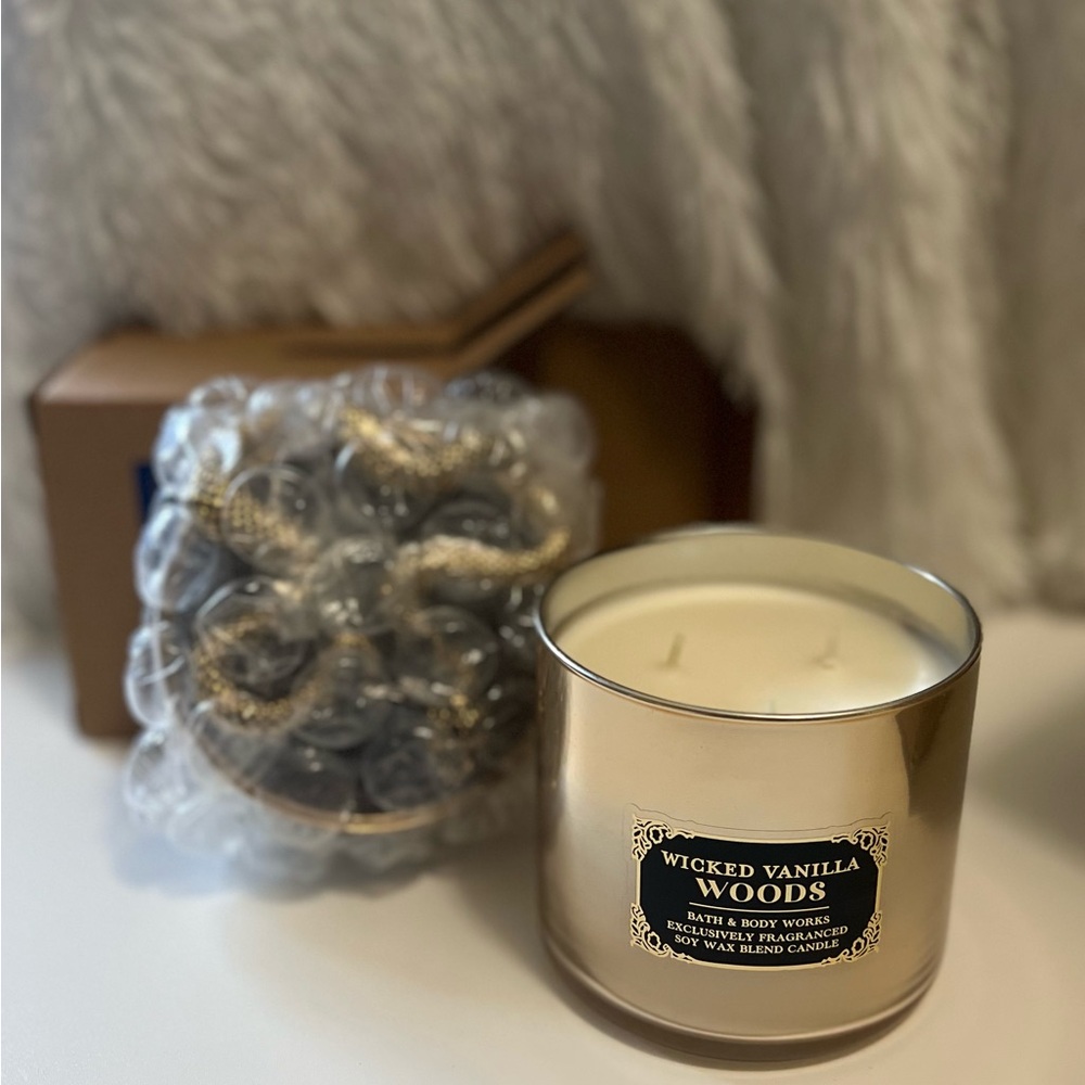 Wicked Vanilla Woods Candle